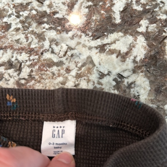 Baby gap outfit excellent! - Picture 5 of 6